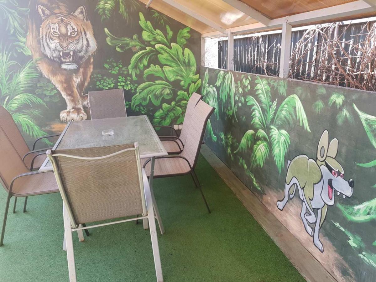 Jungle - Дом-Сказка У Моря Odessa Exterior foto